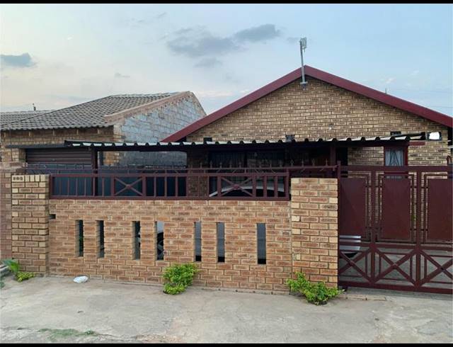 2 BEDROOM HOUSE FOR SALE IN ILILIBA